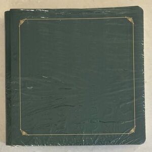 Creative Memories 12X12 Green Photo Album with Gold Accents